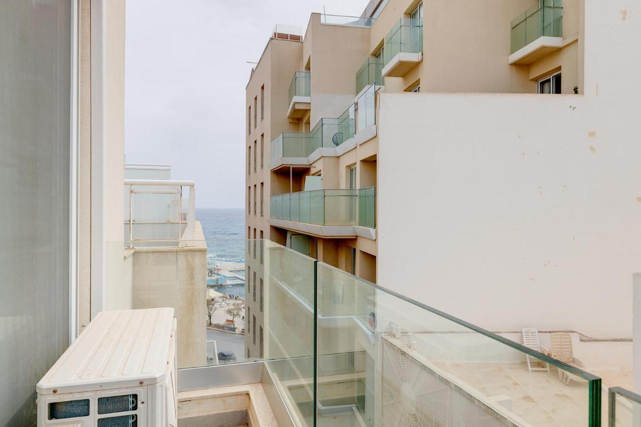 Prime Location Apartment With Side Seaviews Sliema Zewnętrze zdjęcie